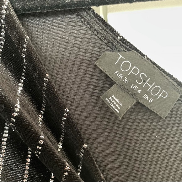 TopShop mini dress. Size 4 - Picture 2 of 4